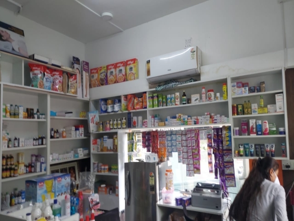 550sft commercial shop for rent in jayangar